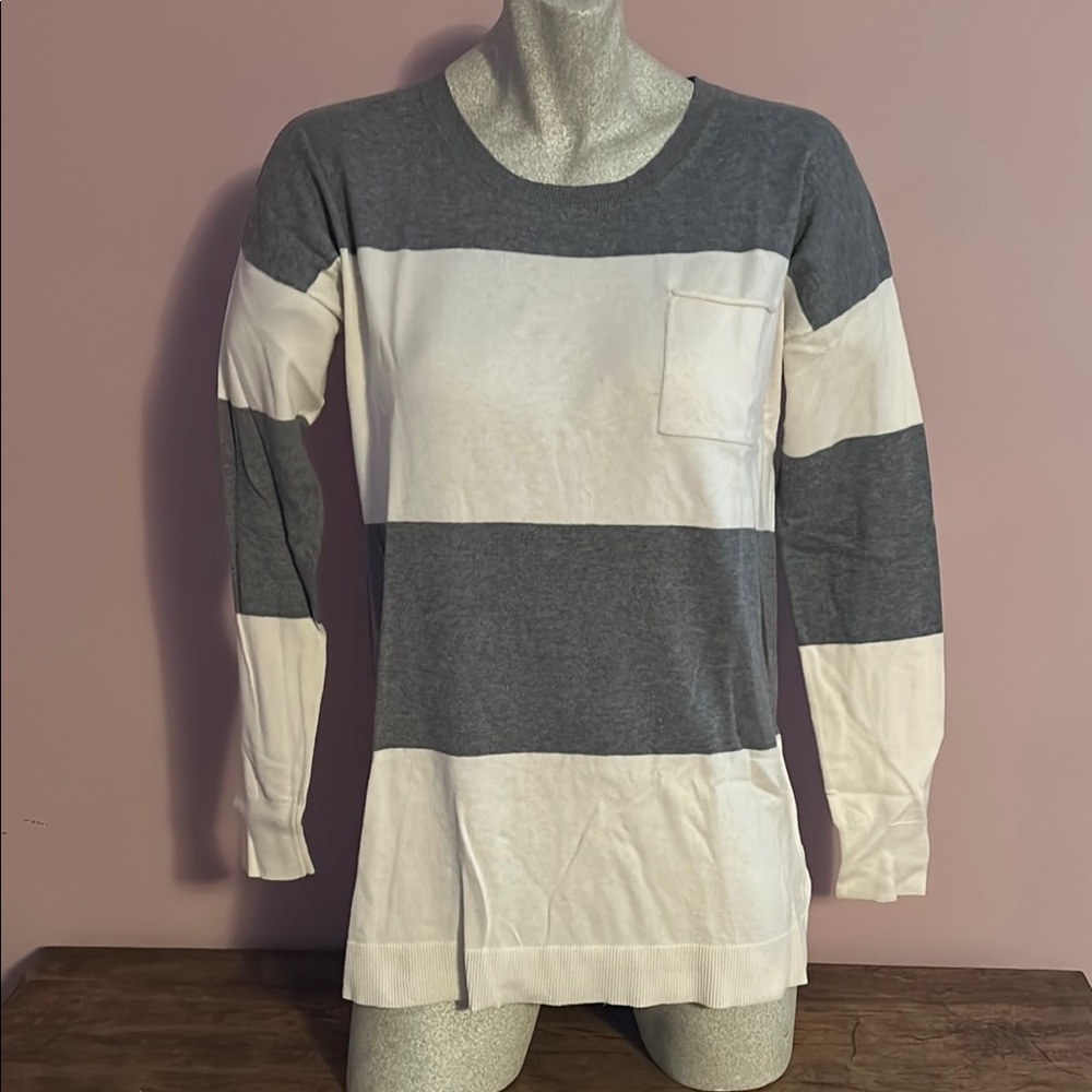 GAP Gray and White Striped Crew Neck Sweater